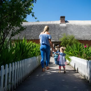 Skip the Line: Bunratty Castle and Folk Park Admission Ticket 4