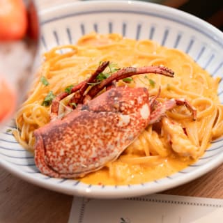 Lobster Brunch & Bottomless Bubbles 6