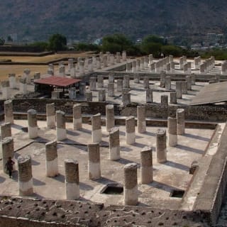 Entrada al sitio arqueológico de Tula 1