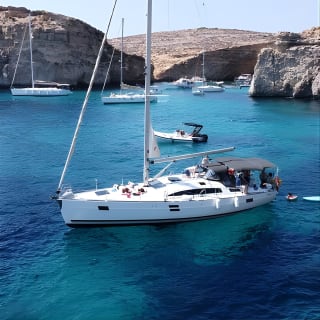 Private Day Charter auf Amazing Mowgli 4