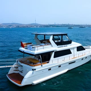 Istanbul Bosphorus Sunset Cruise with Wine on a Luxury Yacht 7