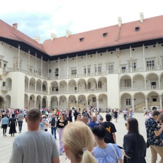 Wawel Guided Tour: Wnętrze i Podziemia (w języku angielskim) 6