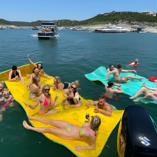 3-stündige private Bootscharter auf dem Lake Travis für bis zu 12 Personen 7