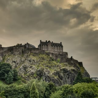 Edinburgh Audio Tour: Bridges, Burials & Monumental Mysteries 7
