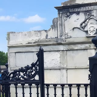 Kleingruppen-Tour durch den Glamorous Garden District 7