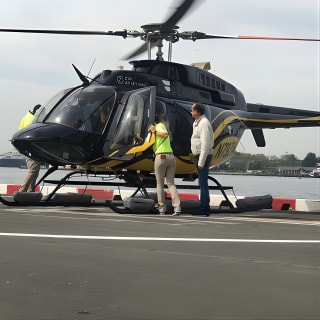 Deluxe Manhattan Helicopter Tour 4