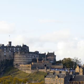 Edinburgh Audio Tour: Bridges, Burials & Monumental Mysteries 9