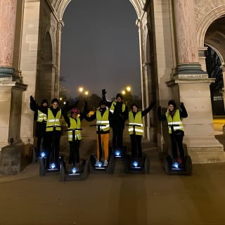 Visite nocturne de groupe en Segway 2