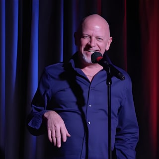 Delirious Comedy Club At Hennessy's Tavern Downtown Las Vegas 23
