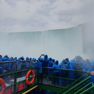 From Toronto: Niagara Falls Day Tour with Optional Boat Cruise 7