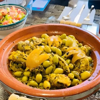 Cours de cuisine marocaine avec visite du marché et repas  11