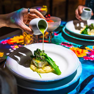 Dinner tales: مأدبة هوشينا — تجربة عشاء غامرة من سبعة أطباق ساحرة 4