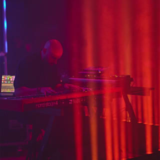 NIN3S — Intimate 4