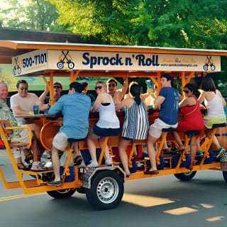 1.5-Hour Public Party Bike Ride in Downtown Memphis 6