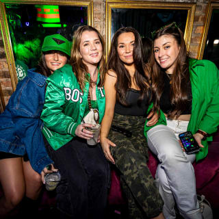 Kiss Me, I'm Irish! Houston St. Patrick's Day Bar Crawl 2