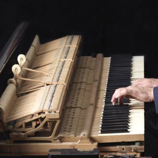 Beethoven's Moonlight Sonata by candlelight 1
