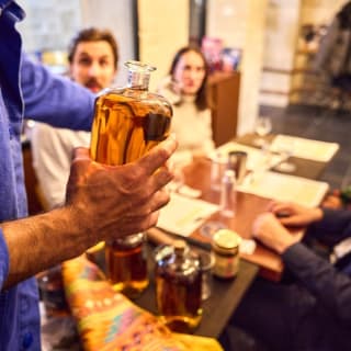 Taller de degustación y creación de mezclas de rones añejos 3