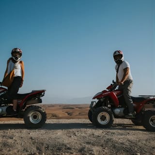 Demi-journée dans le désert d'Agafay avec balade à dos de chameau, randonnée en quad et dîner sous tente nomade 4