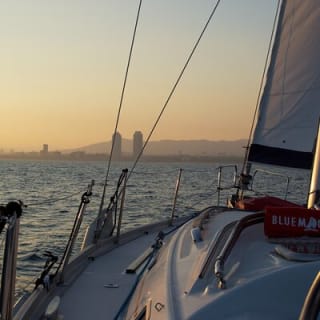 Private sailing and paddlesurfing tour with skipper up to 11 people 15