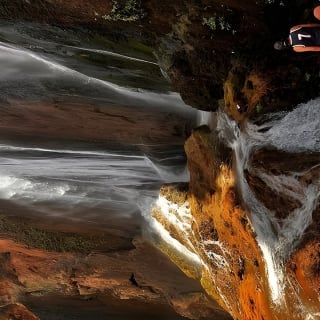 Depuis Marrakech : Excursion d'une journée aux chutes d'eau d'Ouzoud et excursion en bateau 26