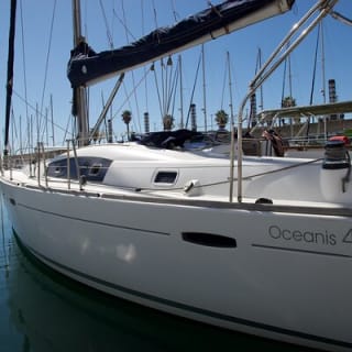 Private sailing and paddlesurfing tour with skipper up to 11 people 24