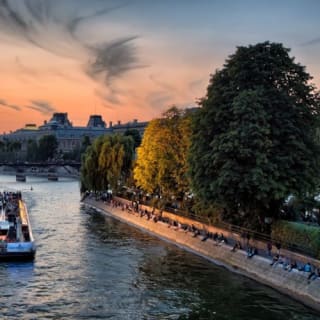 Paris : Croisière d'une heure sur la Seine + Dégustation de crêpes 1