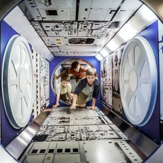 Complexe des visiteurs du centre spatial Kennedy de la NASA : Admission journalière 3