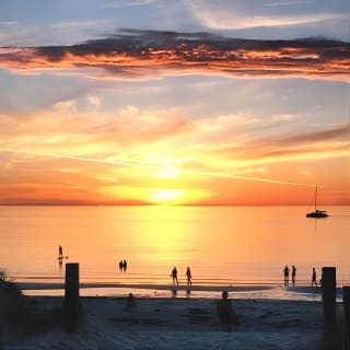 Adelaide Twilight Coast Sightseeing Cruise from Glenelg 1