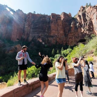 Excursión de 1 día por el Valle del Fuego y el Parque de Zion 2