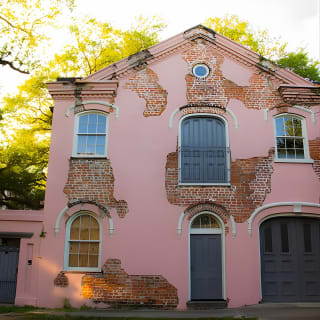 Garden District Secrets and Scandals Tour 10