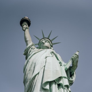 New York: VIP First Ferry Access Statue of Liberty & Ellis Island Tour 1
