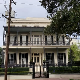 Kleingruppen-Tour durch den Glamorous Garden District 9
