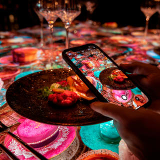 Sensory Feast: Una experiencia gastronómica sensorial e inmersiva inspirada en Alicia en el País de las Maravillas 3