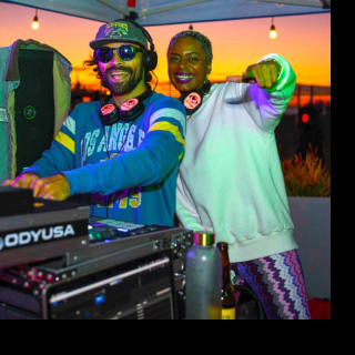 Sunset Vibes Silent Disco en Hermosa Beach 5