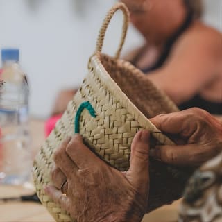 Atelier - personnalisation et techniques de broderie sur panier 2