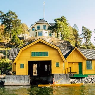 Family and kids friendly private kayak tour in Stockholm Archipelago 9