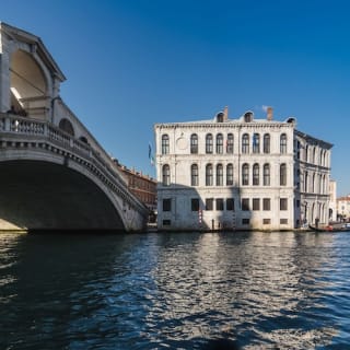 Venezia nascosta: L'insolito tour a piedi e il giro in gondola 4