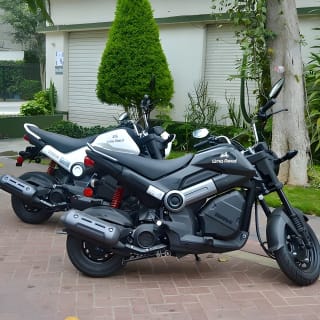 Alquiler de motos y scooters de día completo en Lima 4