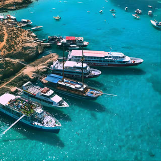 Discover GOZO, Comino, the BLUE LAGOON & Caves 10