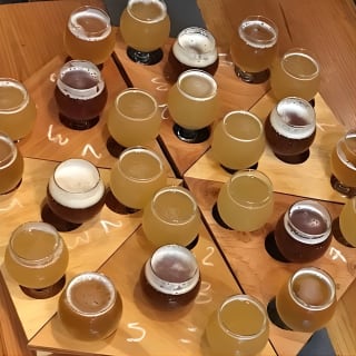 Tour di birrerie artigianali a Vancouver guidato da un locale 5