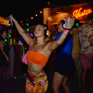 Sunset Vibes Silent Disco en Hermosa Beach 4