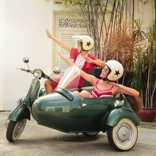Joo Chiat & Katong Vespa Tour in Singapore 4