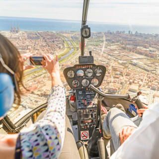 SkyWalk 360º in Barcelona: Ein Spaziergang durch die Altstadt, ein Hubschrauberflug und eine Bootsfahrt 2