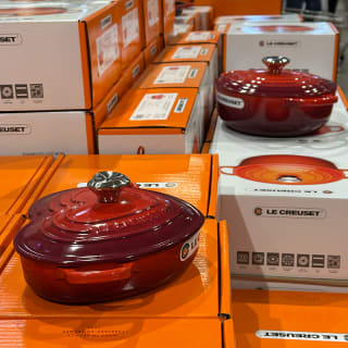 The Le Creuset Factory to Table Sale - Farnborough 2
