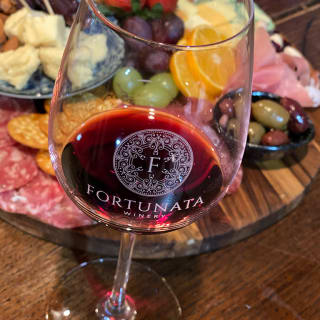 Smoked Wine Tasting at Fortunata Winery 1