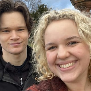 Romantic Edinburgh Outdoor Exploration Game 4