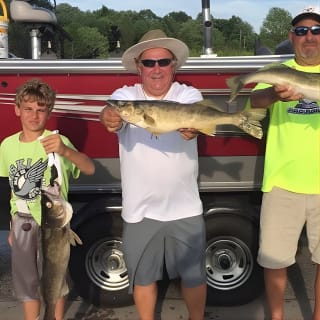 Lake Erie Walleye Fishing Charters 2