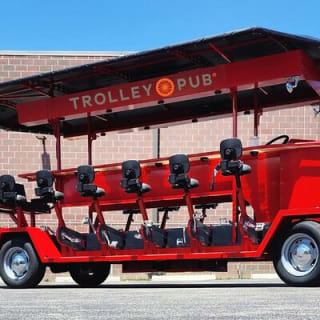 Explore Columbus on The Trolley Pub 1