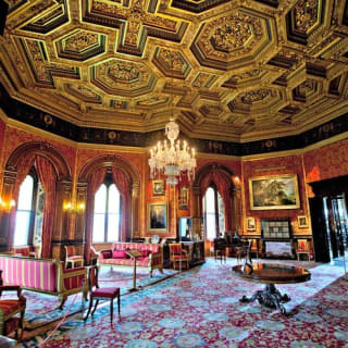 Alnwick Castle and Scottish Borders Tour including Castle Admission 6