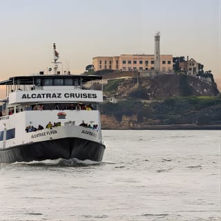 Official Alcatraz Tour and 90-Minute City Bucket List Excursion 2